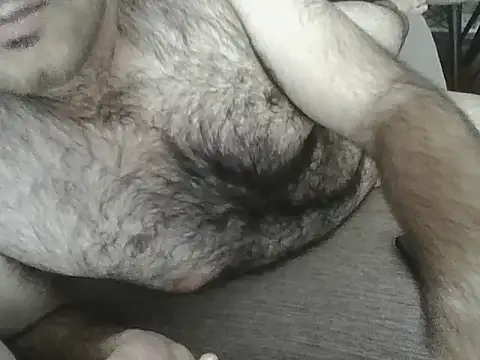 HairyMaster: διαδικτυακό σόου στην κάμερα