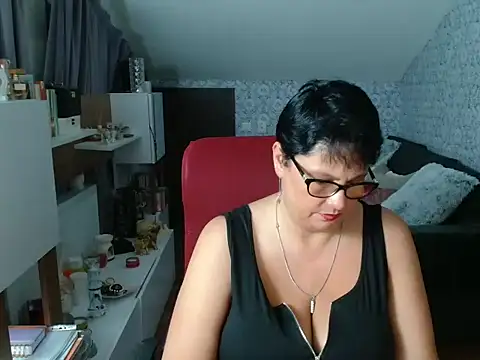 NewHellen4you Chat XXX in diretta