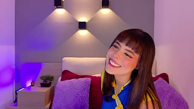הופעת וובקאם של arya_sunshine