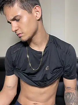 Aaronsexroom – webcam-show