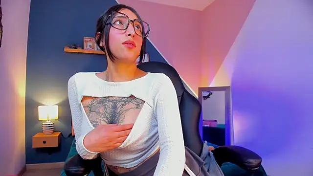 Miel_Cruz's Webcam Show