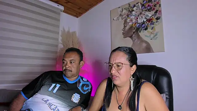 دردشة John_n_Kate الجنسية المباشرة
