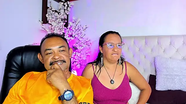 دردشة John_n_Kate الجنسية المباشرة