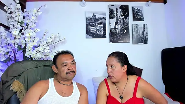 Chat XXX en directo de John_n_Kate