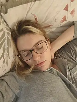 PrincessTeyxxx Adlı Modelin Canlı XXX Sohbeti