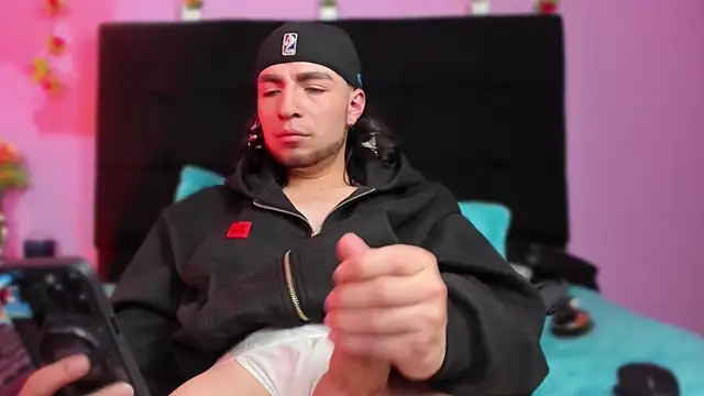 Kevin_Whitee: вебкам-шоу