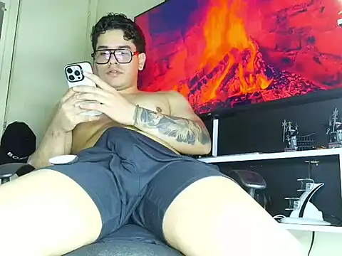 Javi_bermuzzi webkamerás műsora