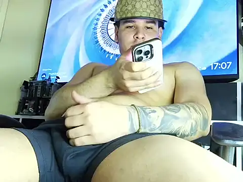 Javi_bermuzzi Webcam-Show