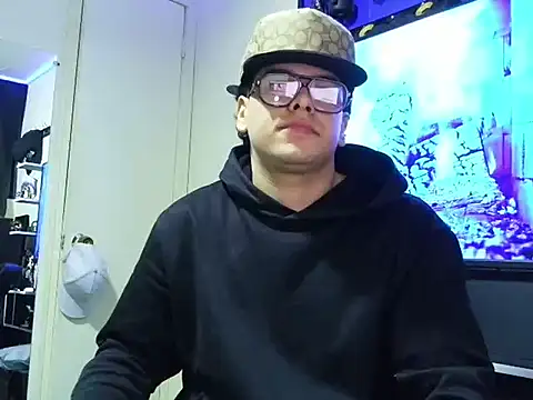 Javi_bermuzzi – webcam-show