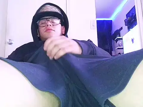 Javi_bermuzzin Webbikameraesitys