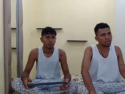 patrickvsnoah's Webcam Show