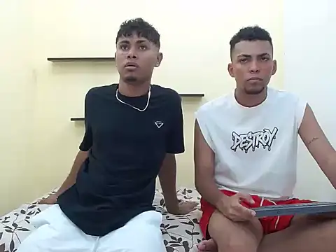 Show de patrickvsnoah na webcam