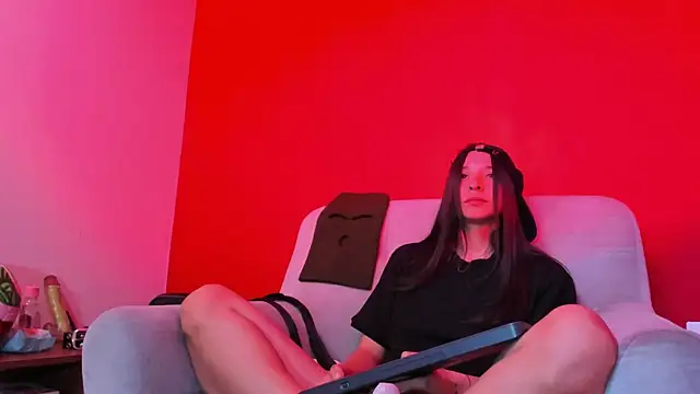 victoria_zaenzz Show in webcam