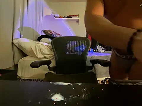 MikPapi Show in webcam