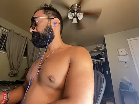 MikPapi Show in webcam