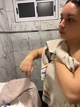 Rox_gian22's Webcam Show