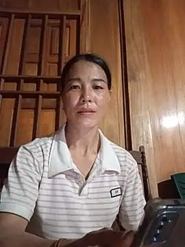 Chat +18 de Lily-ly ao vivo