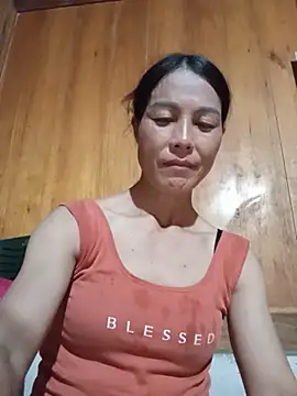 Lily-ly's Live XXX Chat
