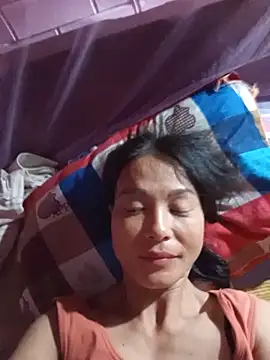 Chat +18 de Lily-ly ao vivo