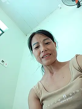 Lily-ly Chat XXX in diretta