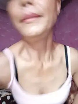 Lily-ly 网络视讯表演