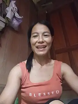 Chat XXX en directo de Lily-ly