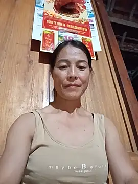 Lily-ly's Live XXX Chat