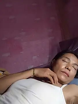 Chat XXX ao vivo de Lily-ly