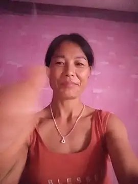 Chat +18 de Lily-ly ao vivo