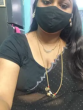 Dhakshayani0405's Webcam Show