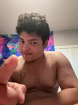 Knight2028 Show in webcam