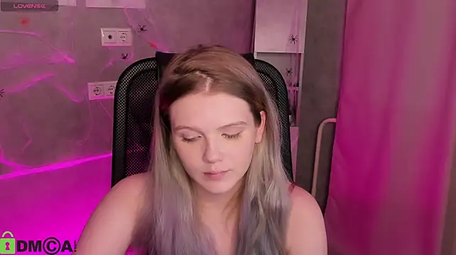 XXX chat uživo modela Alisa_Allison