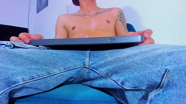 Mathiandluna333 Adlı Modelin Web Kamerası Şovu
