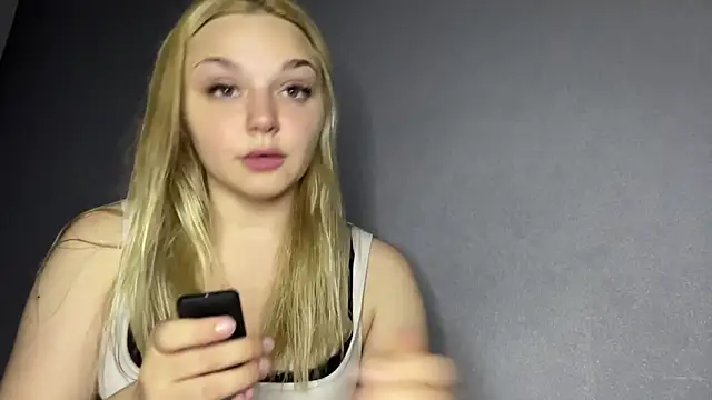 EvelynStars' Webcam Show