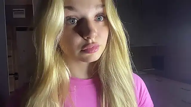 Chat +18 de EvelynStars ao vivo