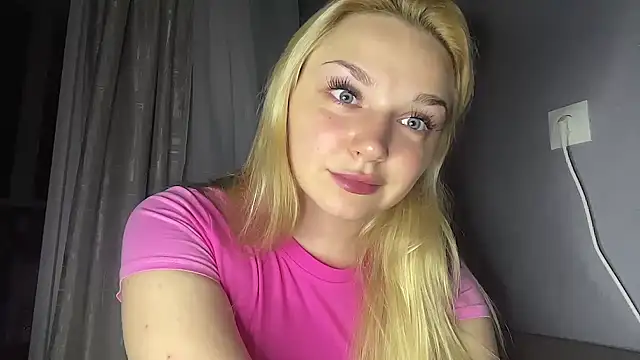 EvelynStars Adlı Modelin Web Kamerası Şovu