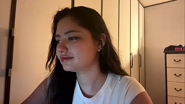 AnyaVibee Webcam-Show