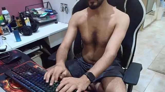flowthefun: διαδικτυακό σόου στην κάμερα