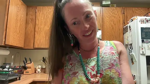 Cupcakes420 webcam show