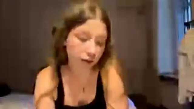 TarenOgilvien Webbikameraesitys
