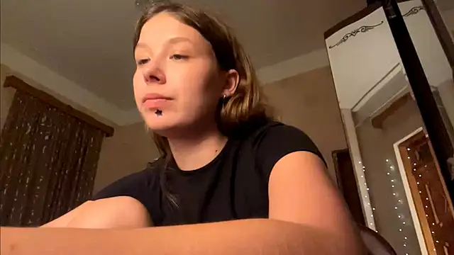 TarenOgilvie Chat XXX live