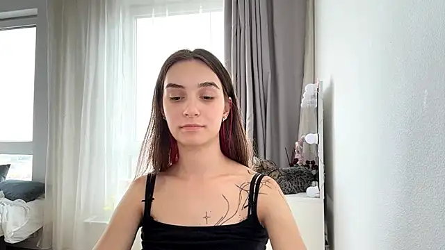 BibiCiarlo Adlı Modelin Canlı XXX Sohbeti
