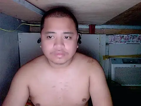 Jhunnieboy Adlı Modelin Web Kamerası Şovu
