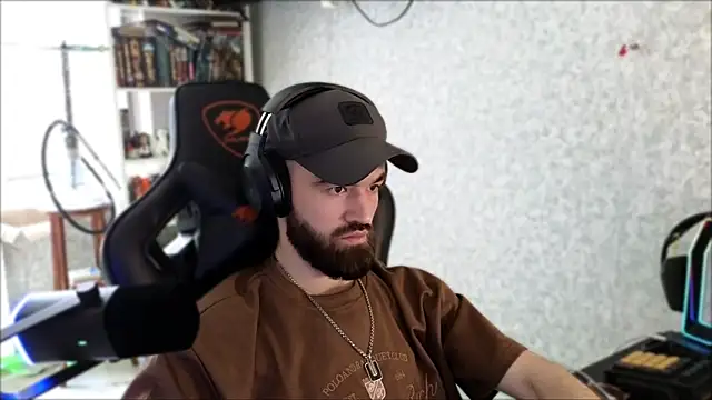 _Serious_Man Webcam-Show