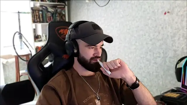 Show de _Serious_Man na webcam