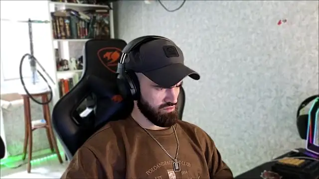 Webkamerová show _Serious_Man