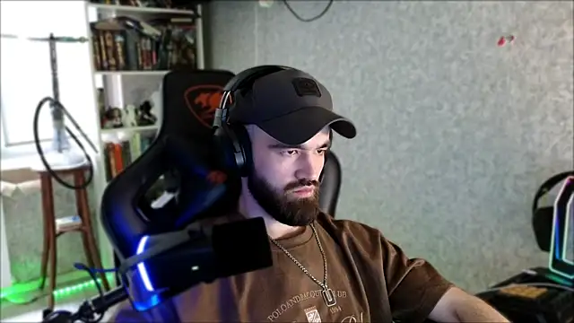 Show de _Serious_Man na webcam
