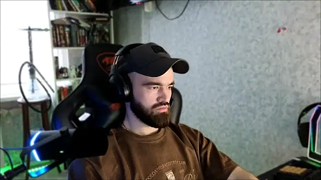 _Serious_Man Webcam-Show