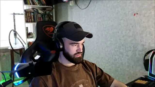 _Serious_Man Webcam show
