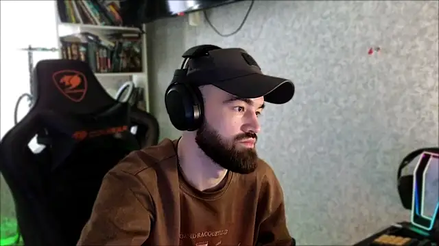 _Serious_Mann Webbikameraesitys